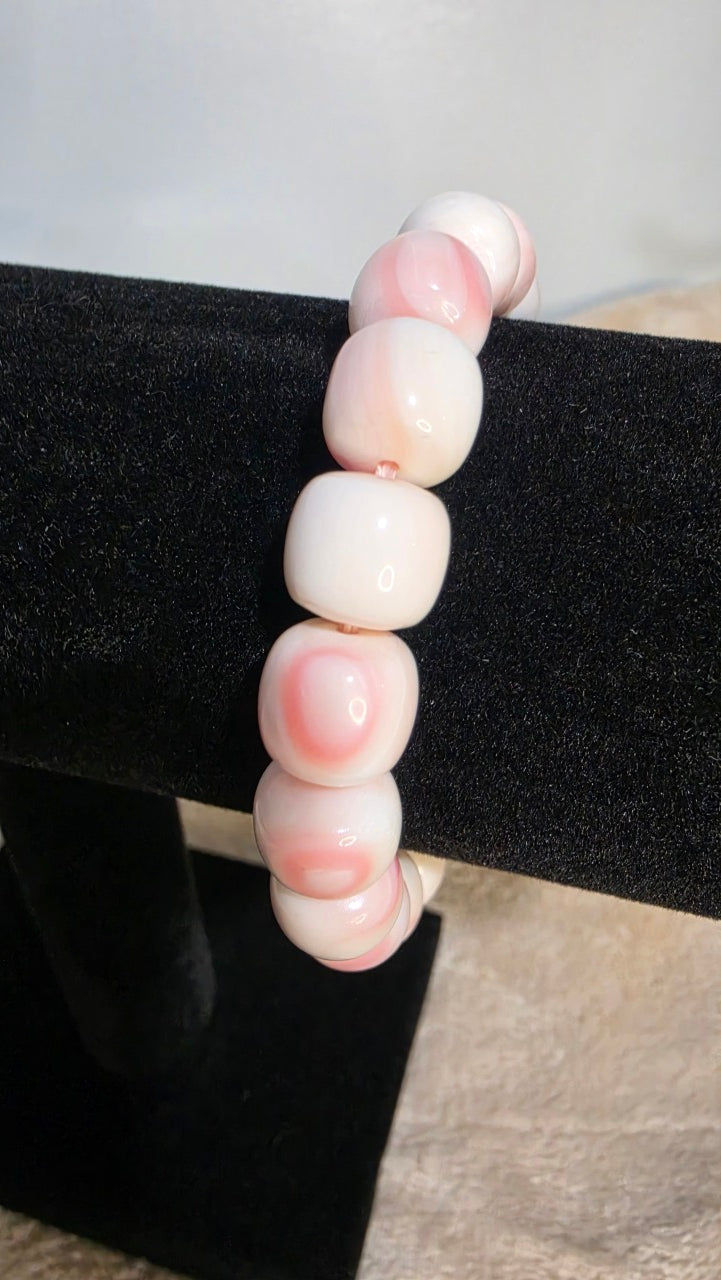 10mm Queen Conch Shell Barrel Bracelet