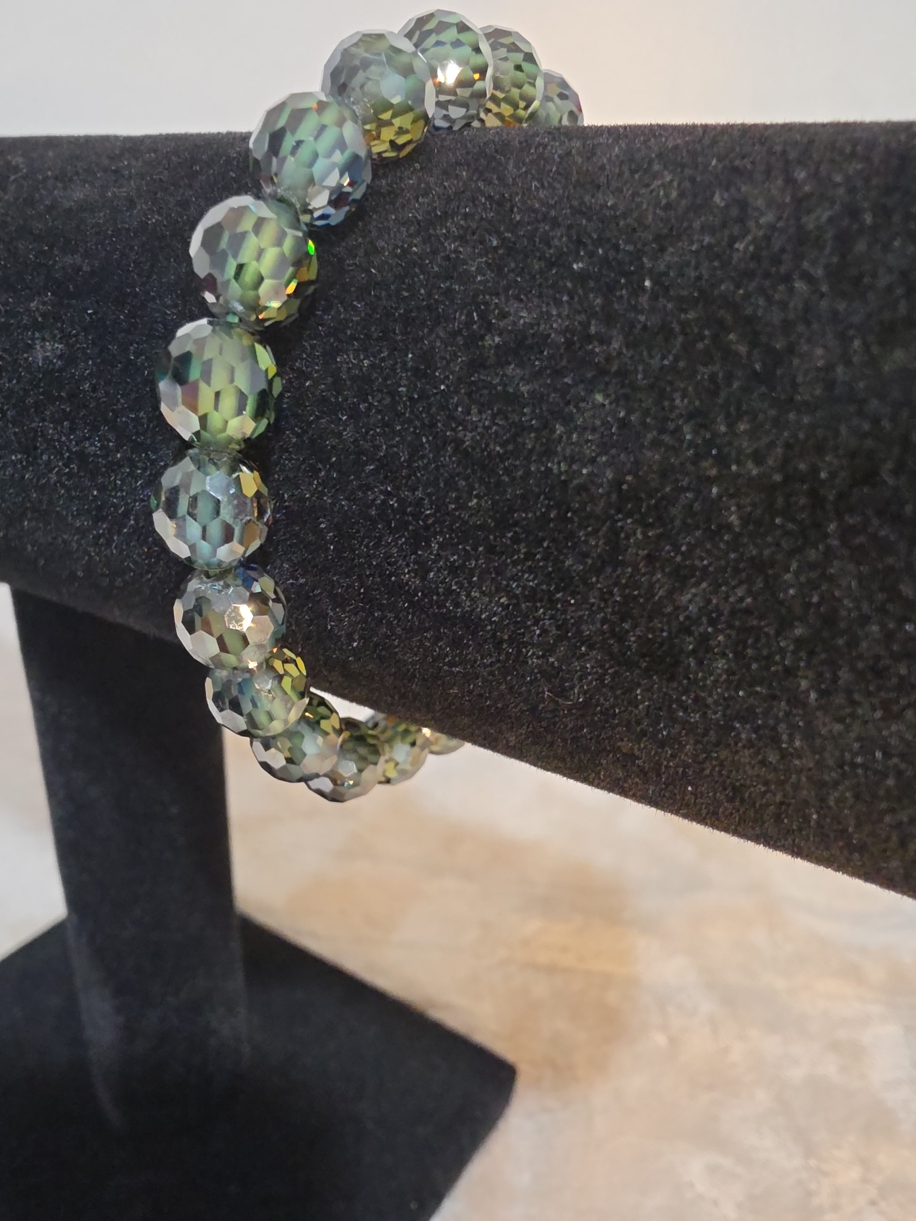 8mm Green Moissanite Faceted Bracelet