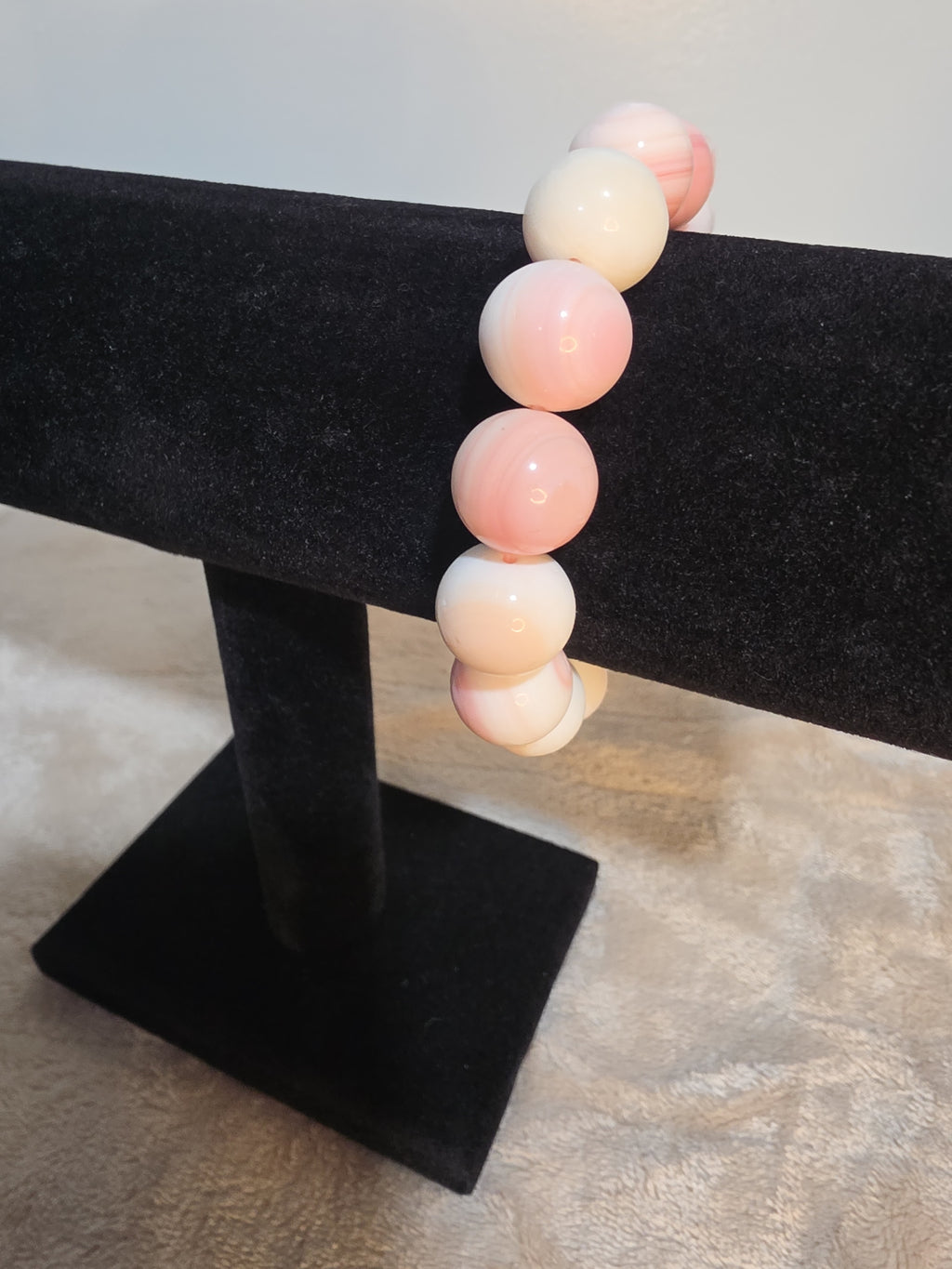 13–14mm Queen Conch Shell Bracelet