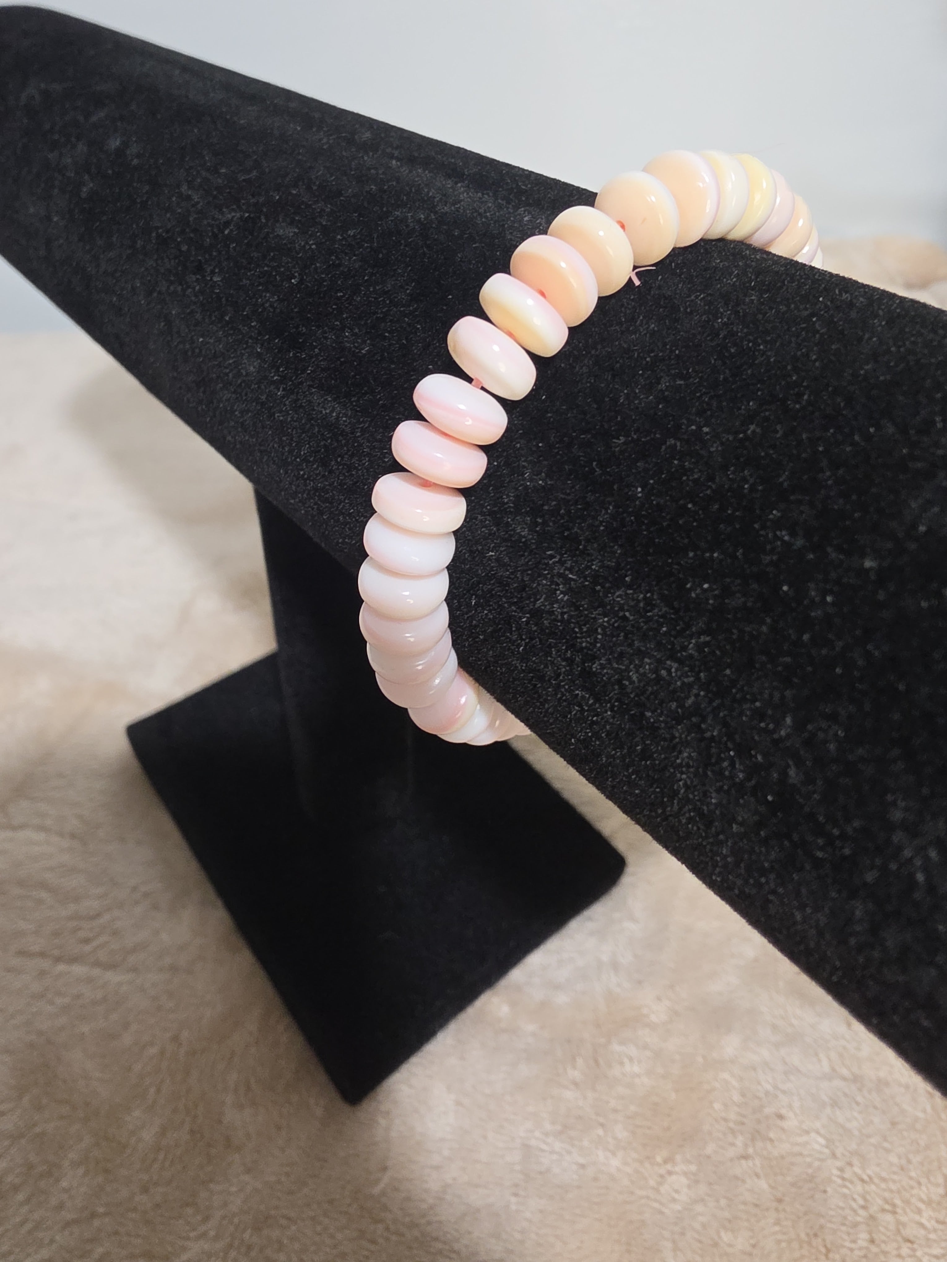 Queen Conch Abacus Bracelet