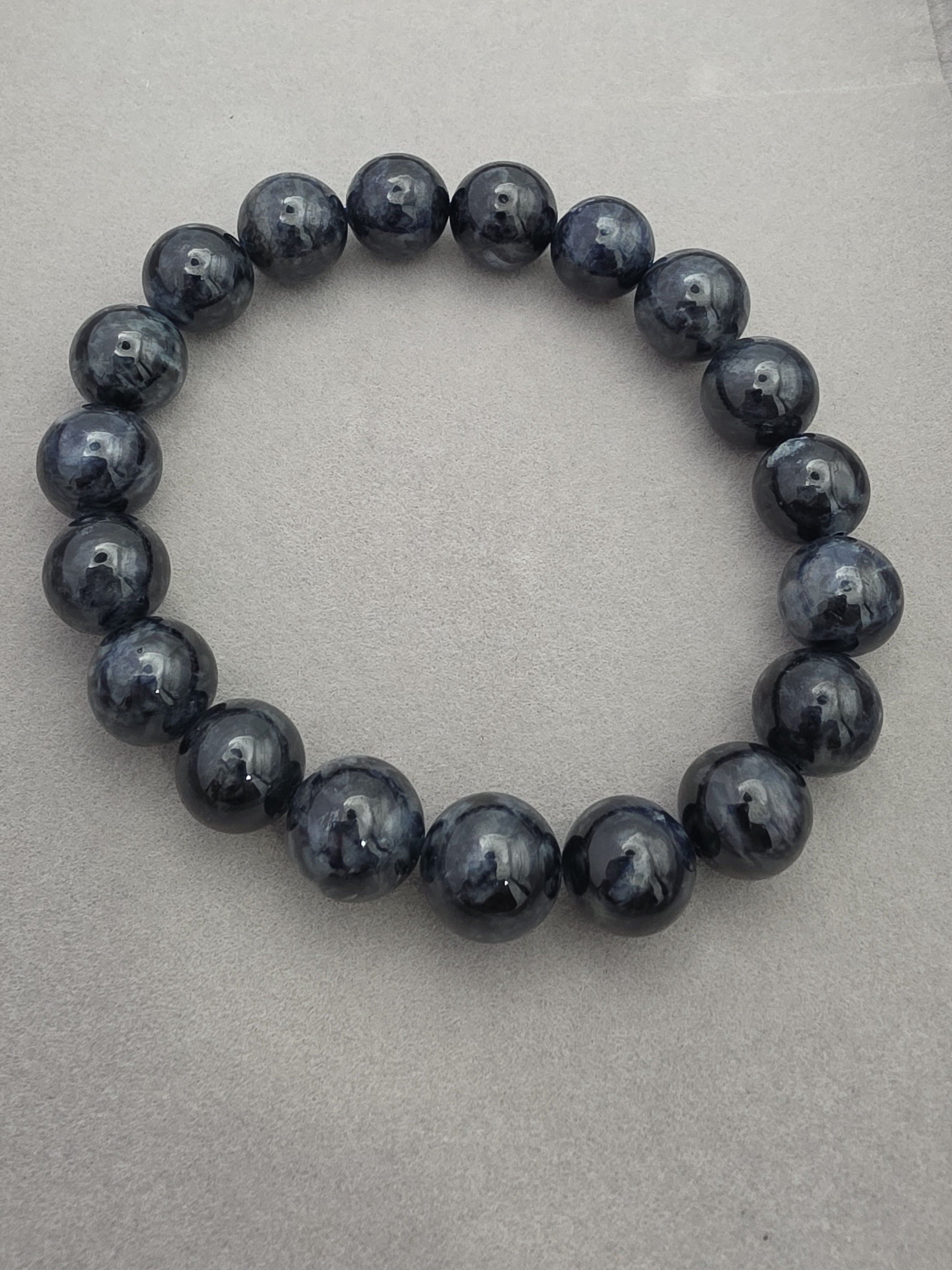 Midnight Sapphire Aura Bracelet – 10mm