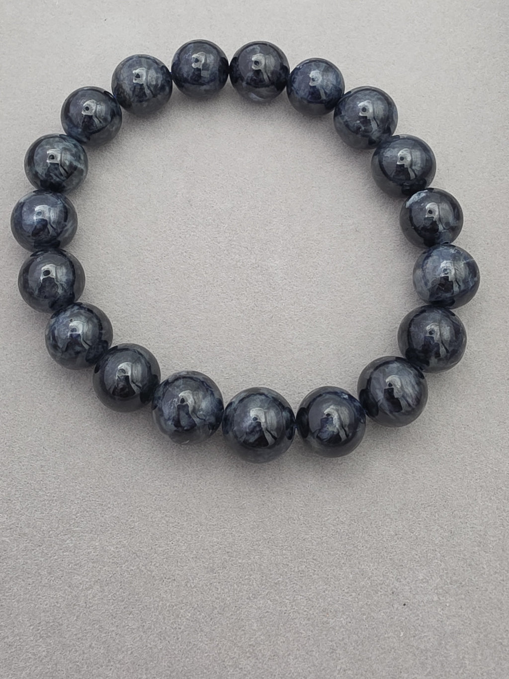Midnight Sapphire Aura Bracelet – 10mm
