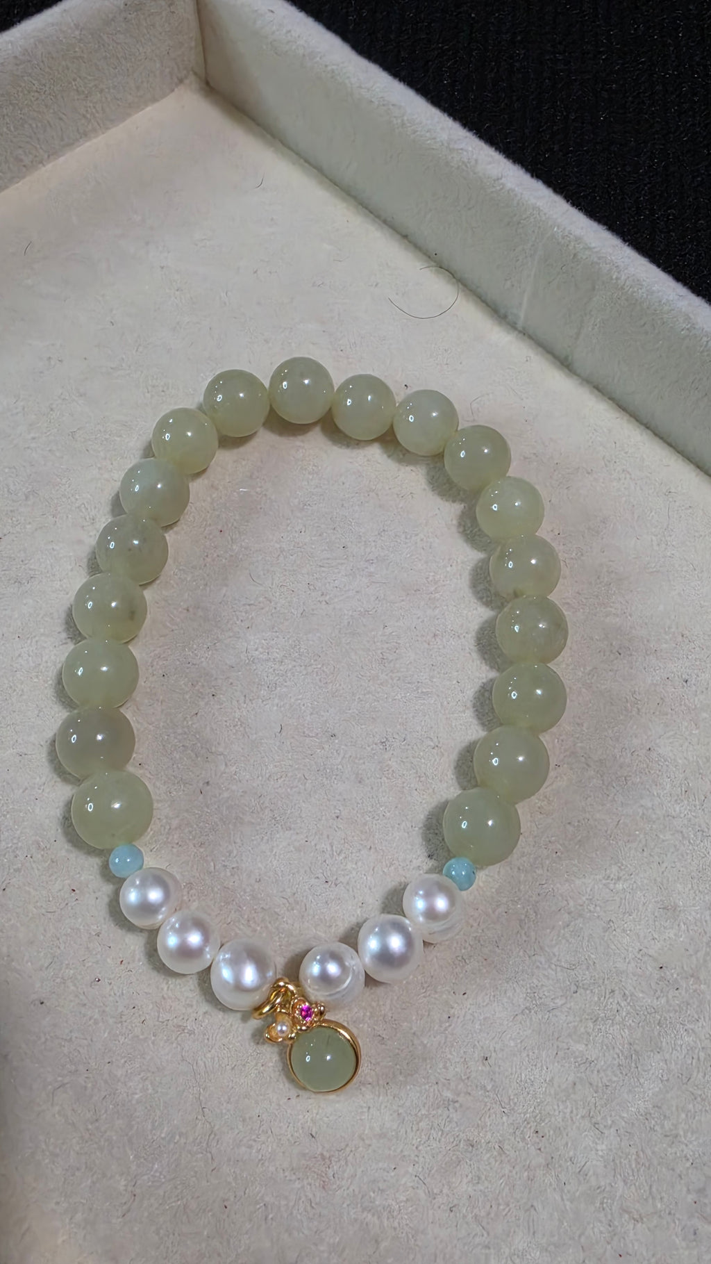 Blue Water Jade & Pearl Beaded Bracelet